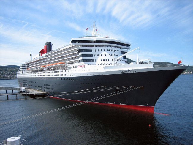KMK Compensators refitted fabric expansion joints on the Queen Mary 2 Fabric expansion joints for QM2
